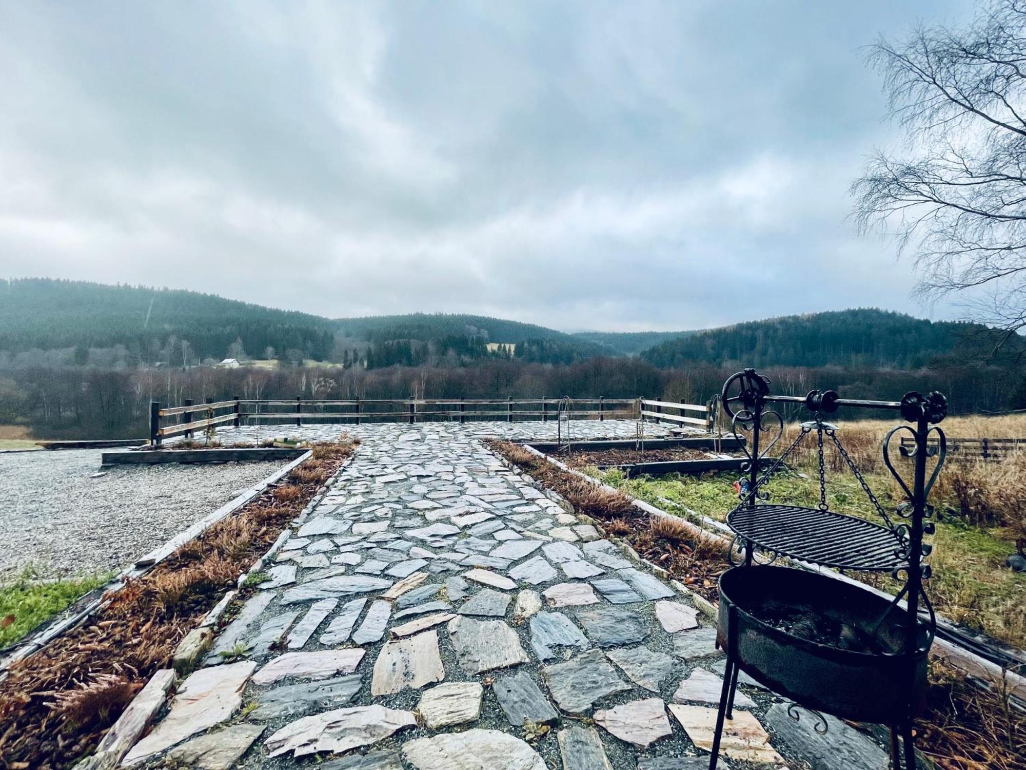 Chata Nad Dzika Orlica Z Jacuzzi Poniatow Exterior foto